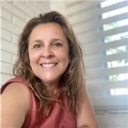 Profesor de apoyo escolar en lectura